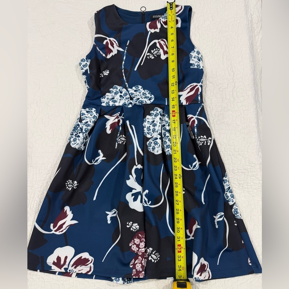 Roz & Ali Navy Floral Womens Dress Size 10P Sleeveless - Picture 3 of 10